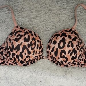 Victoria's Secret PINK super push up 32C